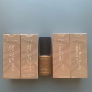 4 x Snail Liquid Moisturizing Holding Foundation Truffle 301D NWT